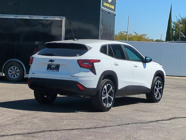 2026 Chevrolet Trax RS - Photo 8