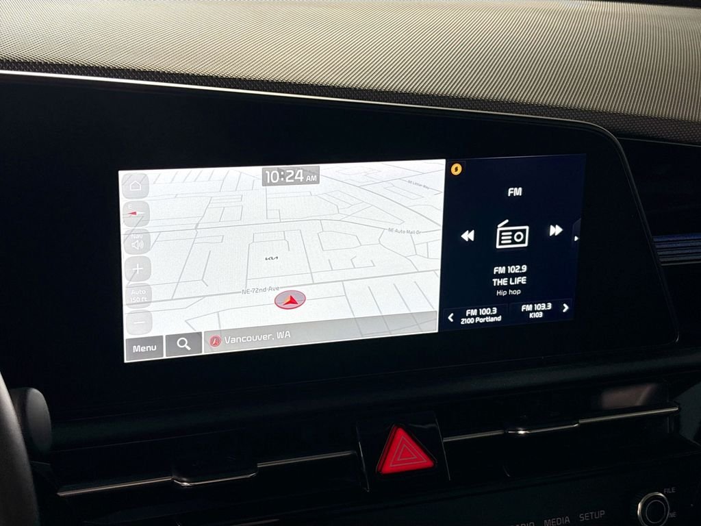 Used 2024 Gray Kia Wind image 16