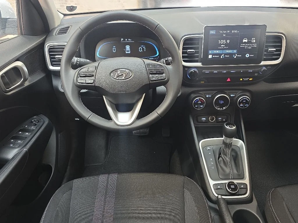Used 2026 Lunar White Hyundai SEL image 14