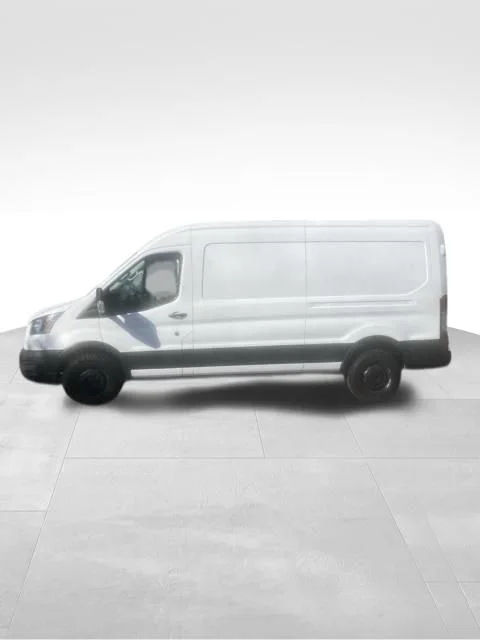 Used 2022 White Ford Base image 4