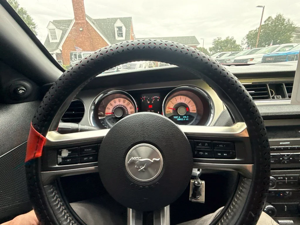 Used 2012 Red Ford V6 Premium image 18