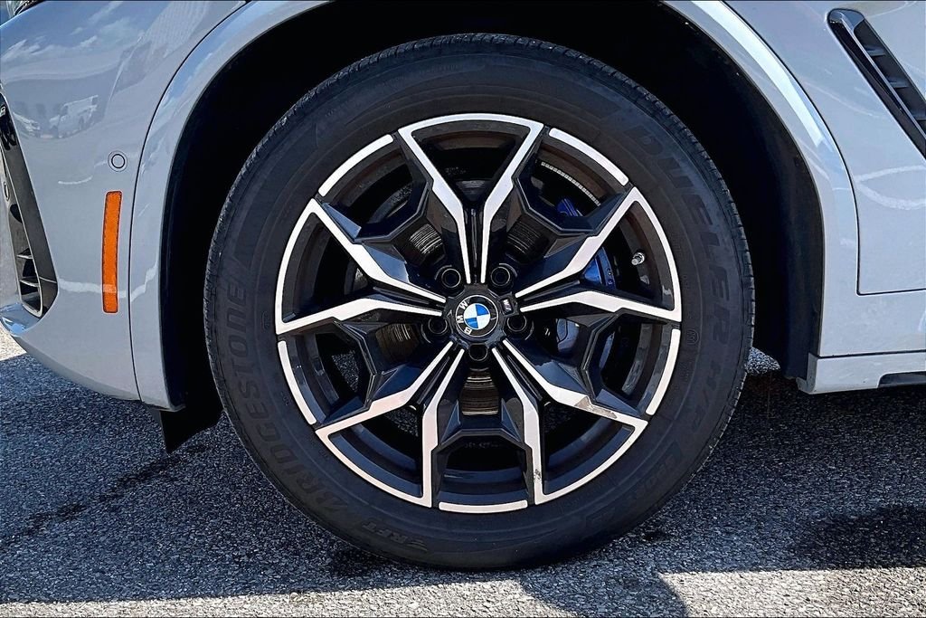 Used 2024 Gray BMW M40i image 34