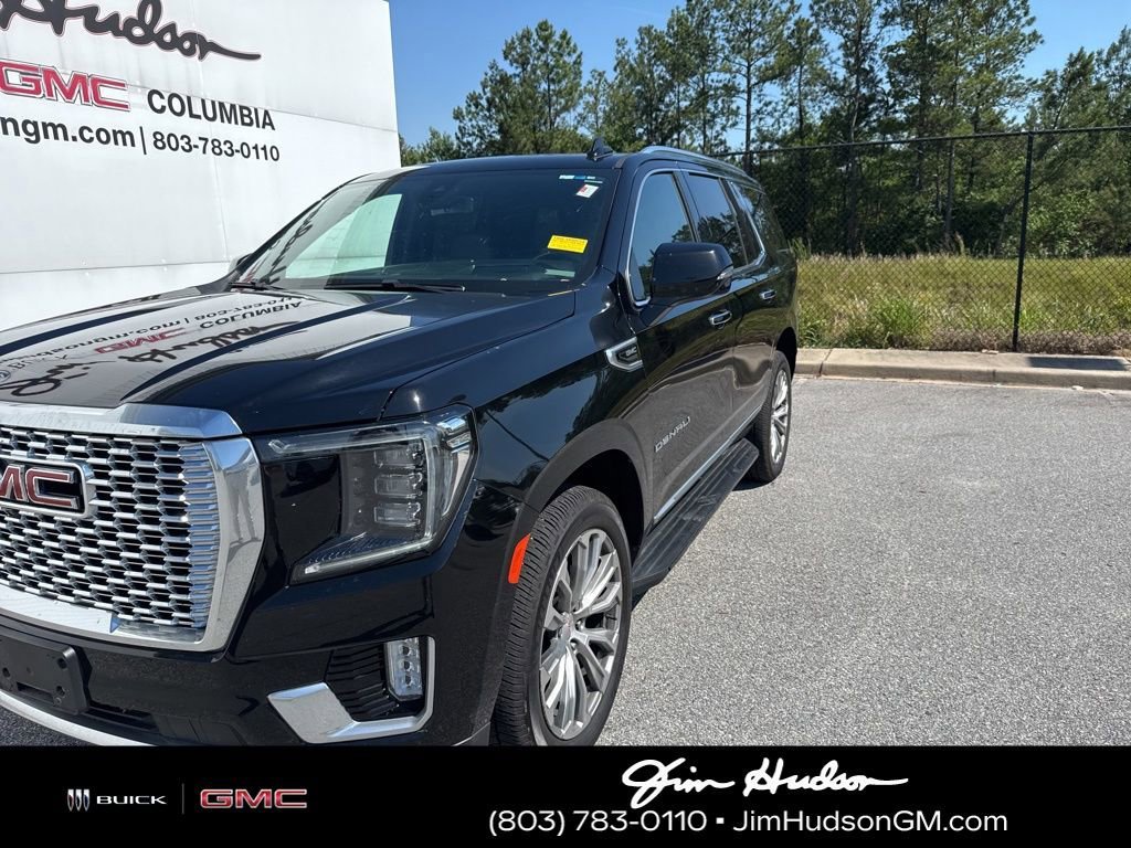 2021 GMC Yukon 4WD Denali's photo