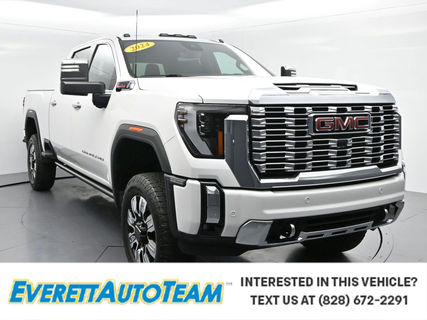  2024 GMC Sierra 2500HD Denali Crew Cab 4WD   