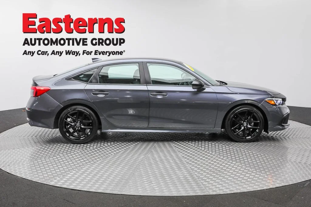 Used 2024 Gray Honda Sport image 4