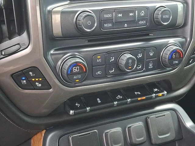 Used 2018 Black Chevrolet High Country image 16