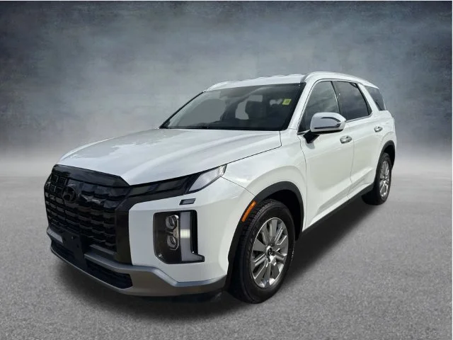 Used 2024 White Hyundai SEL image 7