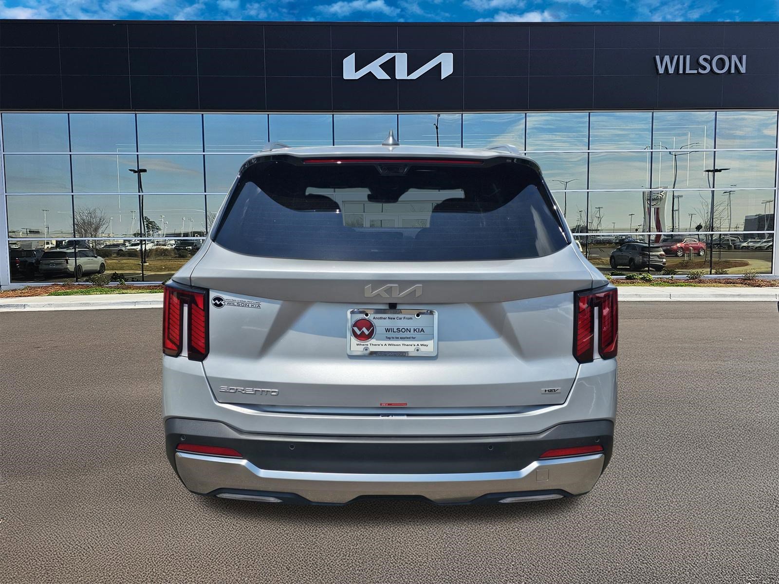 New 2025 Silky Silver Kia SX Prestige image 5