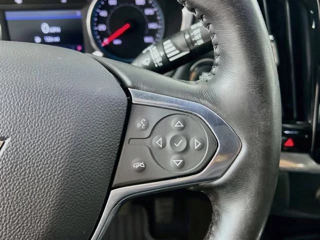 Used 2022 Gray Chevrolet 1LT image 32