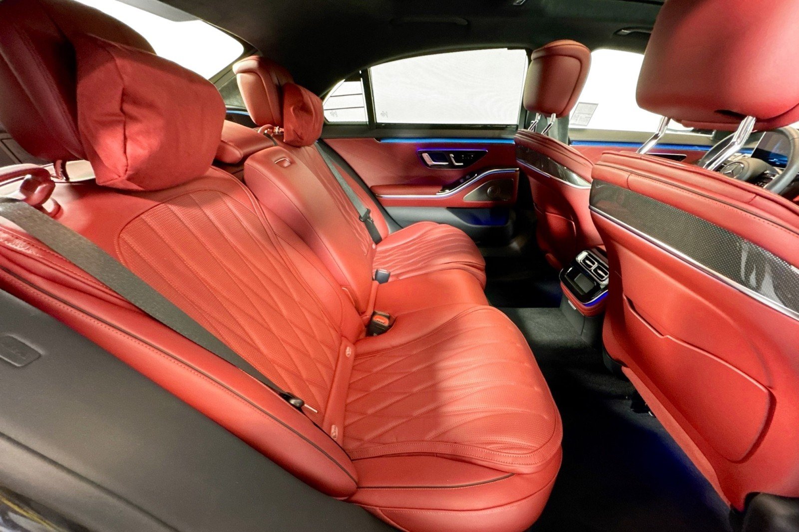 2025 Mercedes-Benz S-Class S 63 - Photo 25