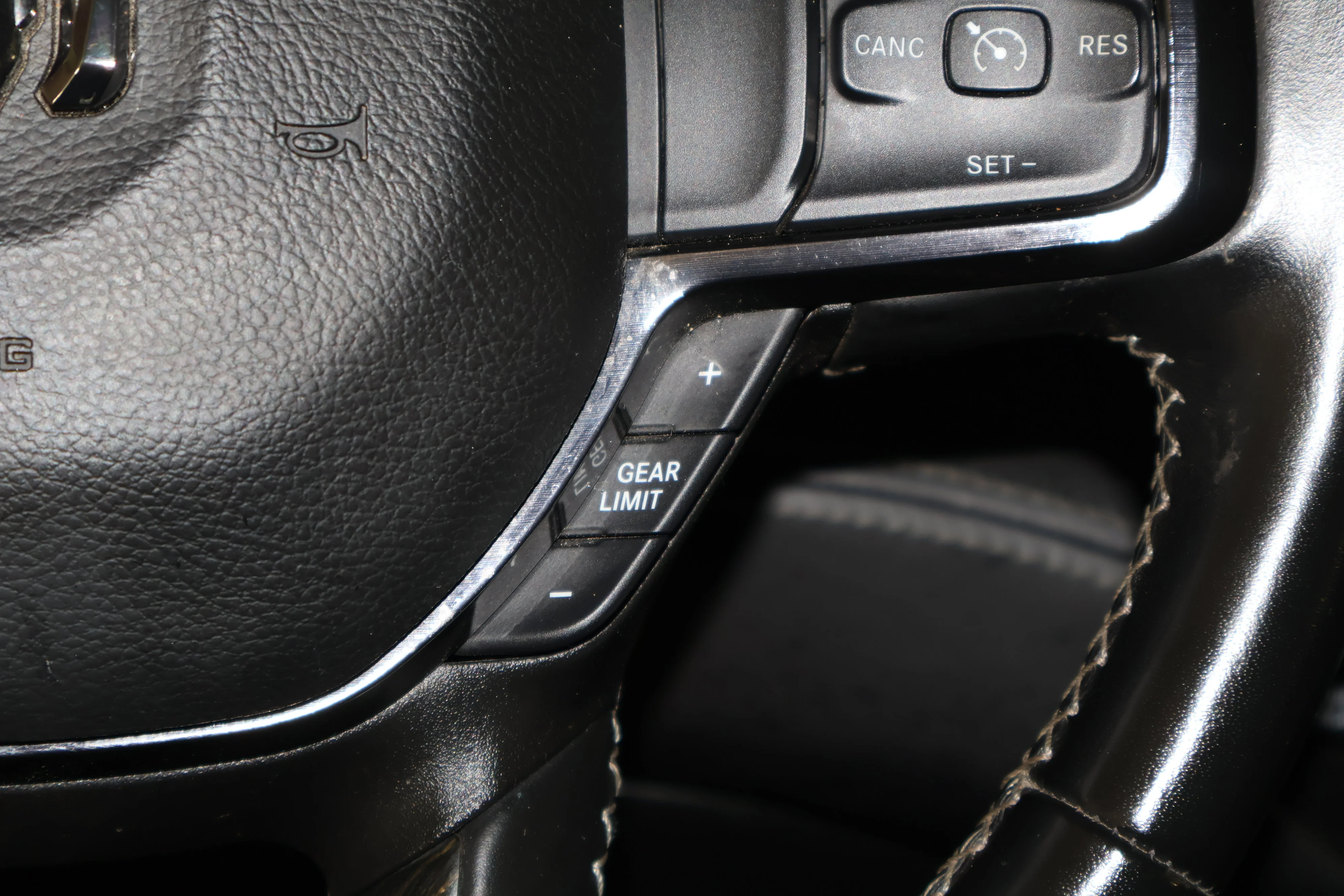 2022 RAM Ram 1500 Pickup Limited - Photo 25