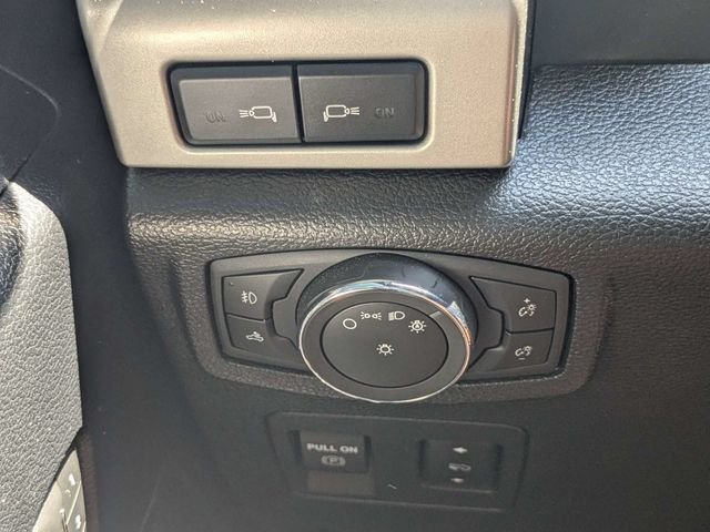 Used 2020 Black Ford Lariat image 28
