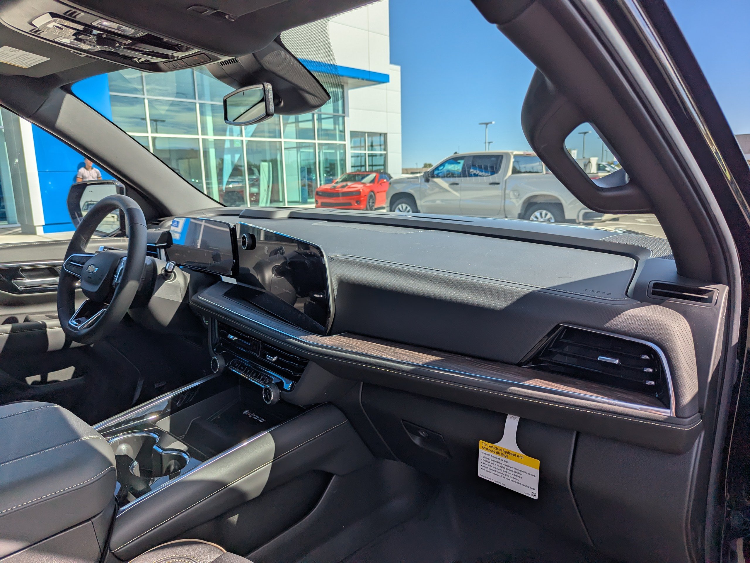 2026 Chevrolet Suburban Premier - Photo 45