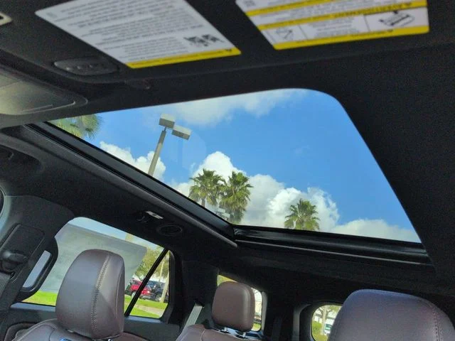 New 2026 Gray Ford Platinum image 20