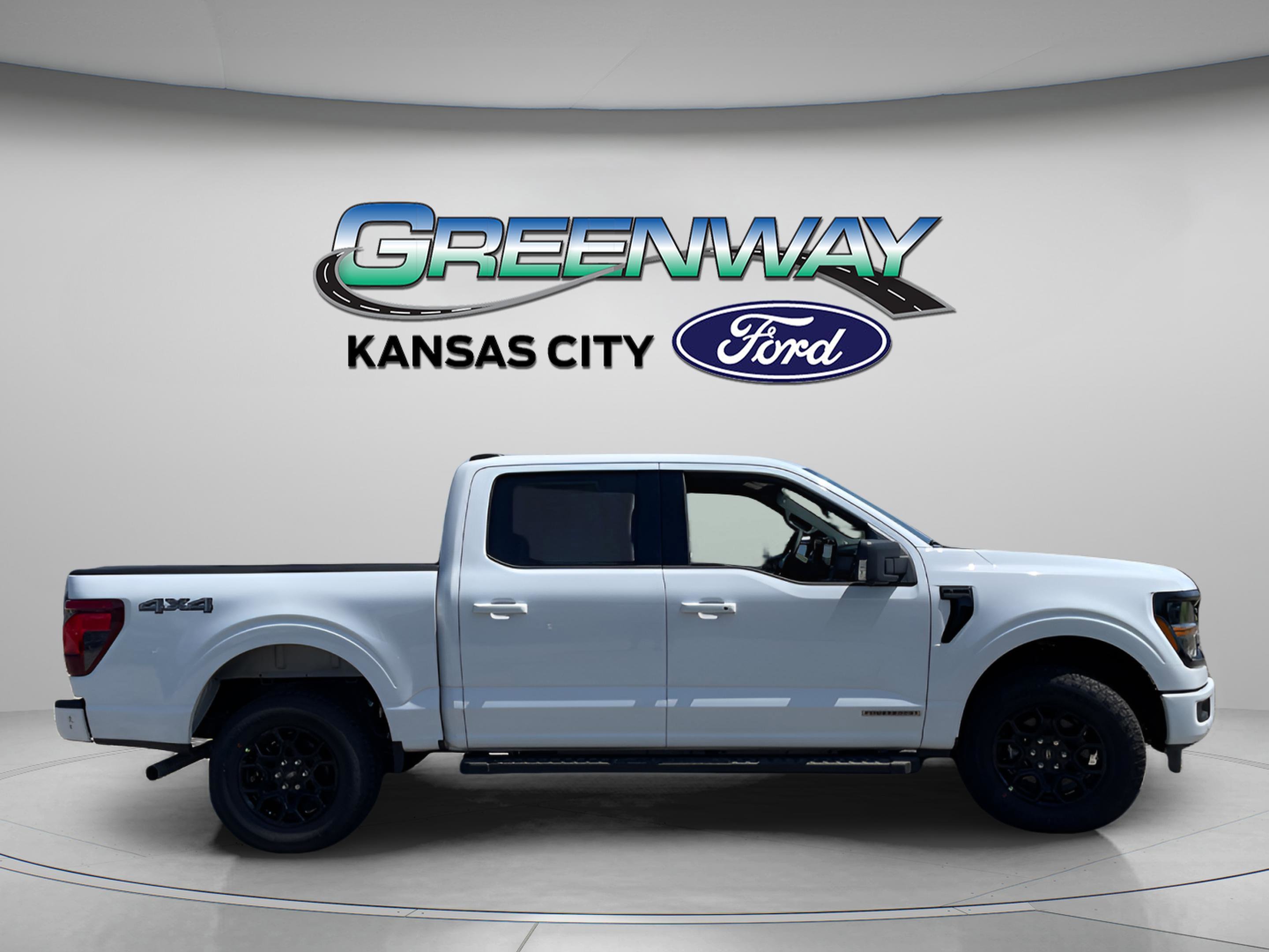 2025 Ford F-150 XLT - Photo 9