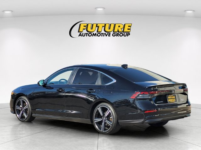 Used 2024  Honda Sport image 7