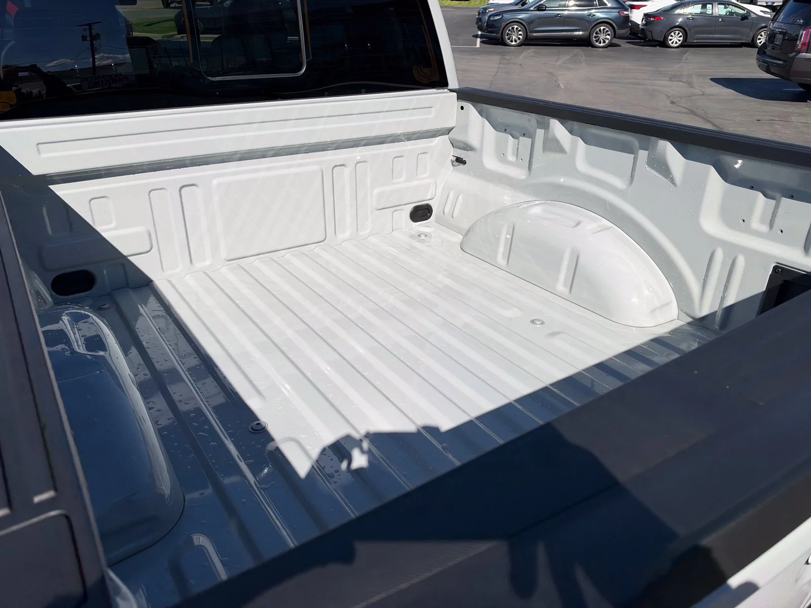 New 2026 Avalanche Ford XLT image 18