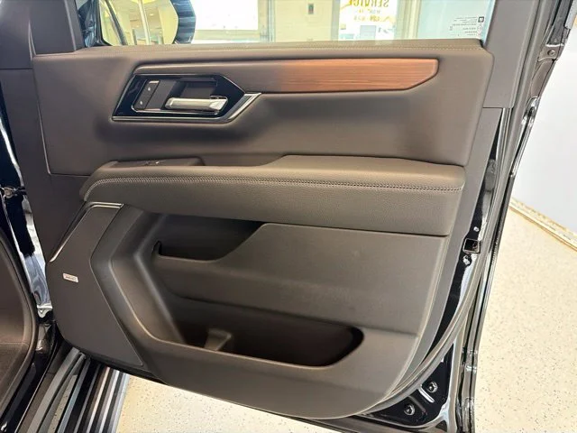 2027 GMC Yukon Denali - Photo 55