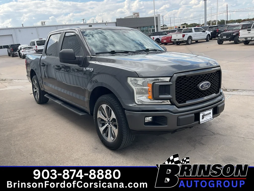 Used 2019 Magnetic Metallic Ford XL image 3