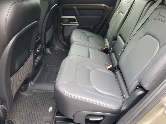 Used 2023 Gold Land Rover SE image 21