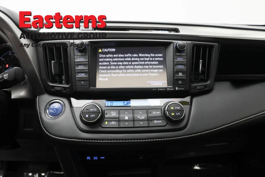 Used 2017 Blue Toyota XLE image 12
