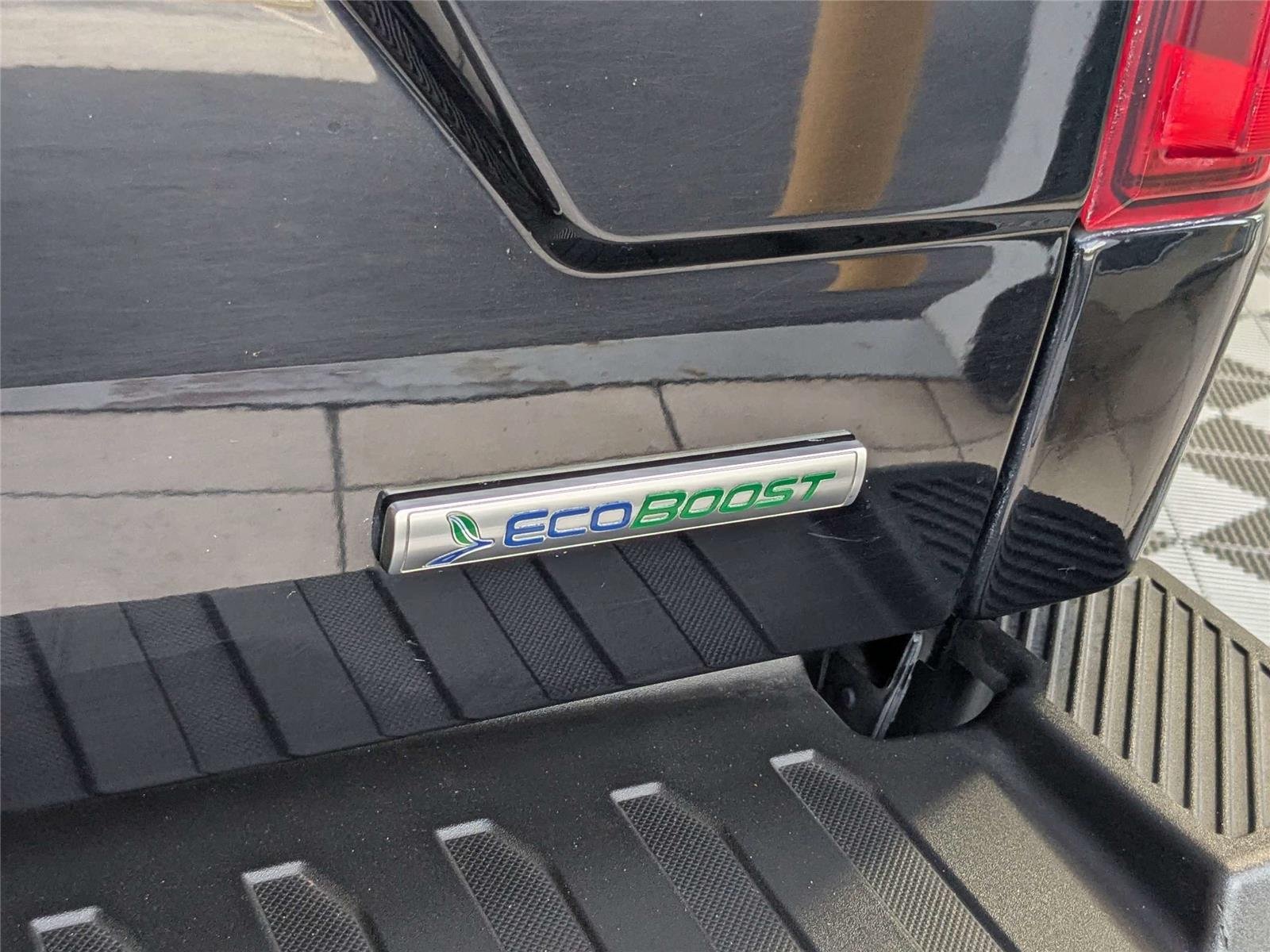 Used 2019 Agate Black FORD  image 7
