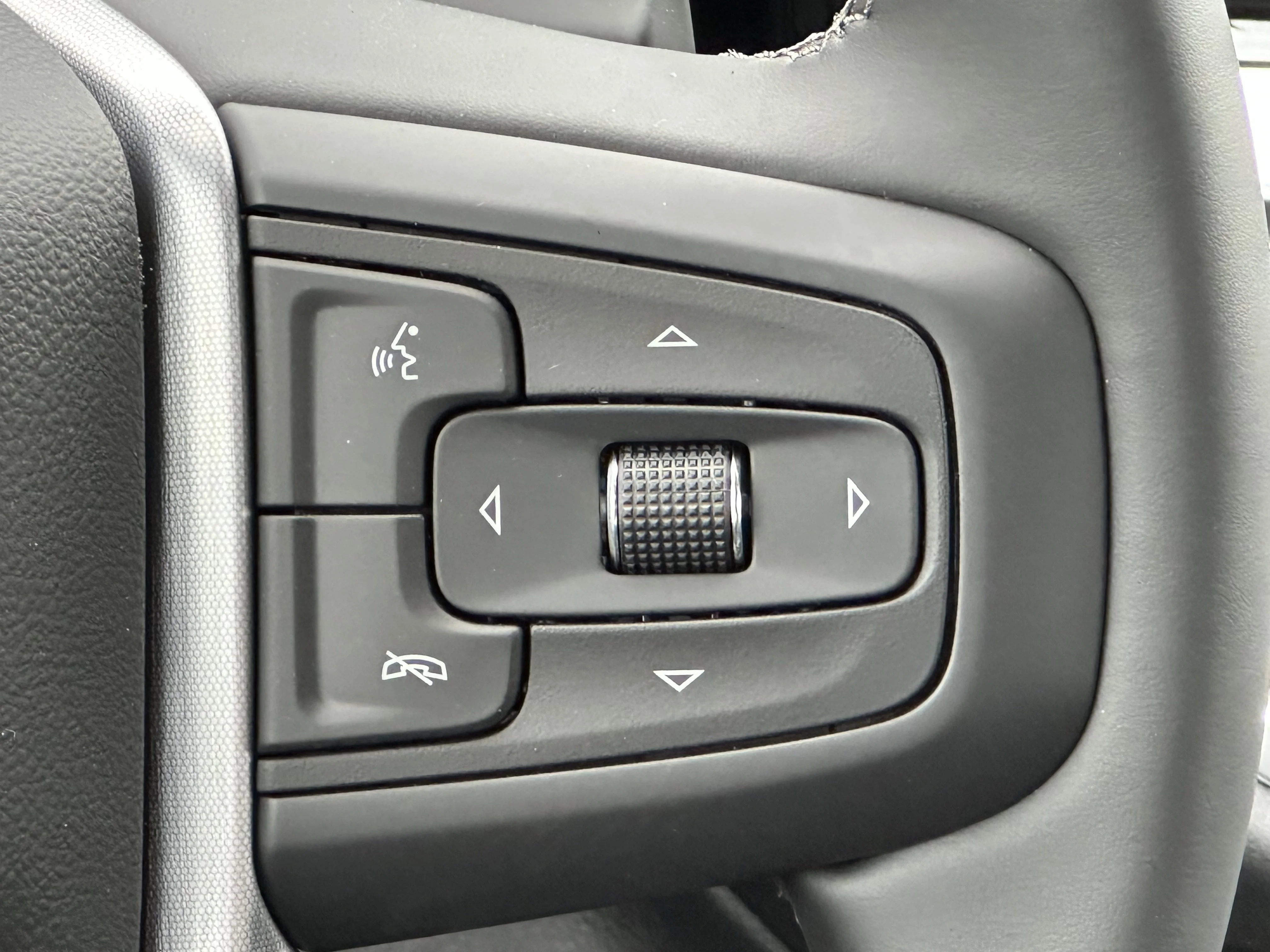New 2026 Onyx Black GMC Elevation image 14