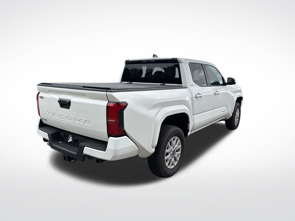 Used 2025 White Toyota SR5 image 5