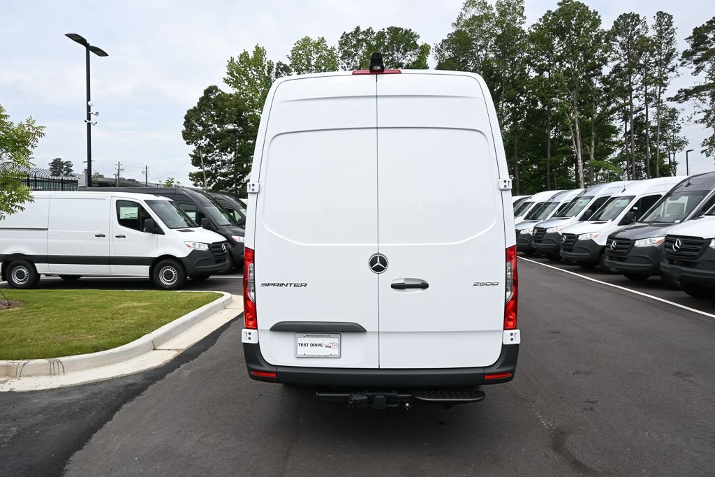New 2026 Arctic White Mercedes-Benz  image 25