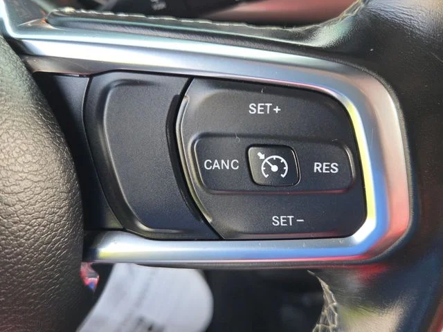 Used 2020 Black Jeep Unlimited Sahara image 23