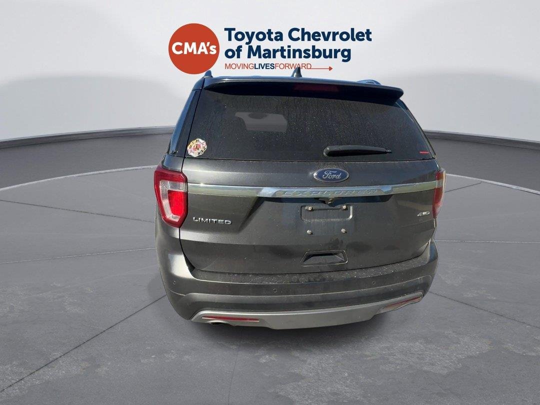 Used 2017 Magnetic Ford Limited image 4