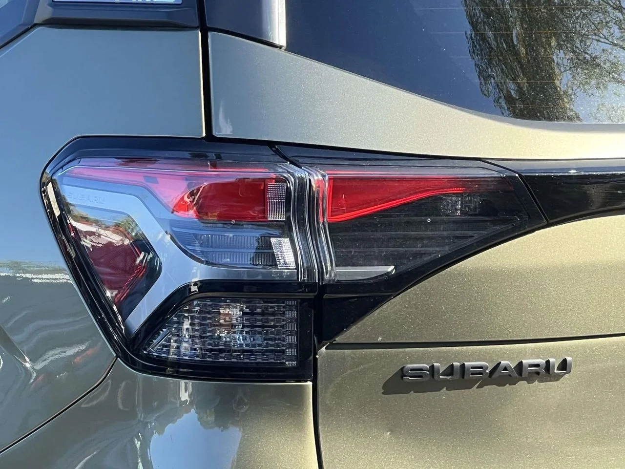 2025 Subaru Forester Premium - Photo 8