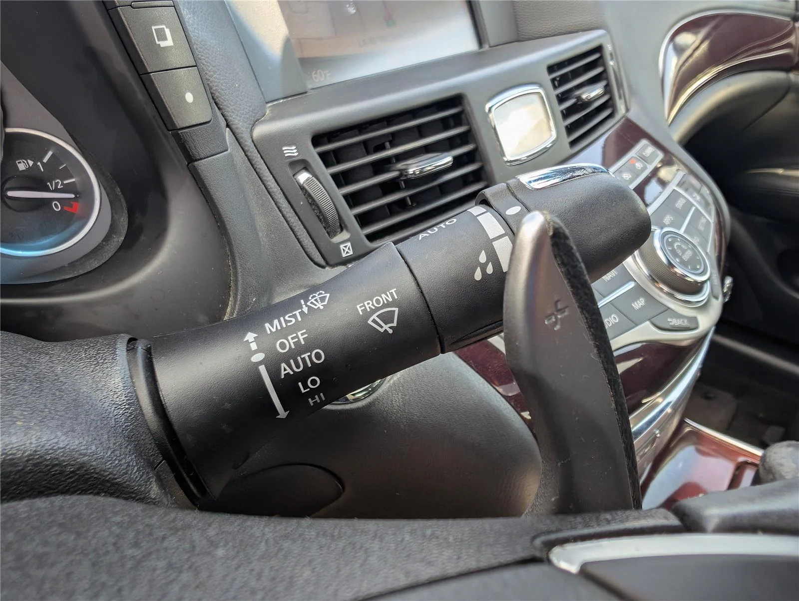 Used 2019 Gray INFINITI 3.7 image 27