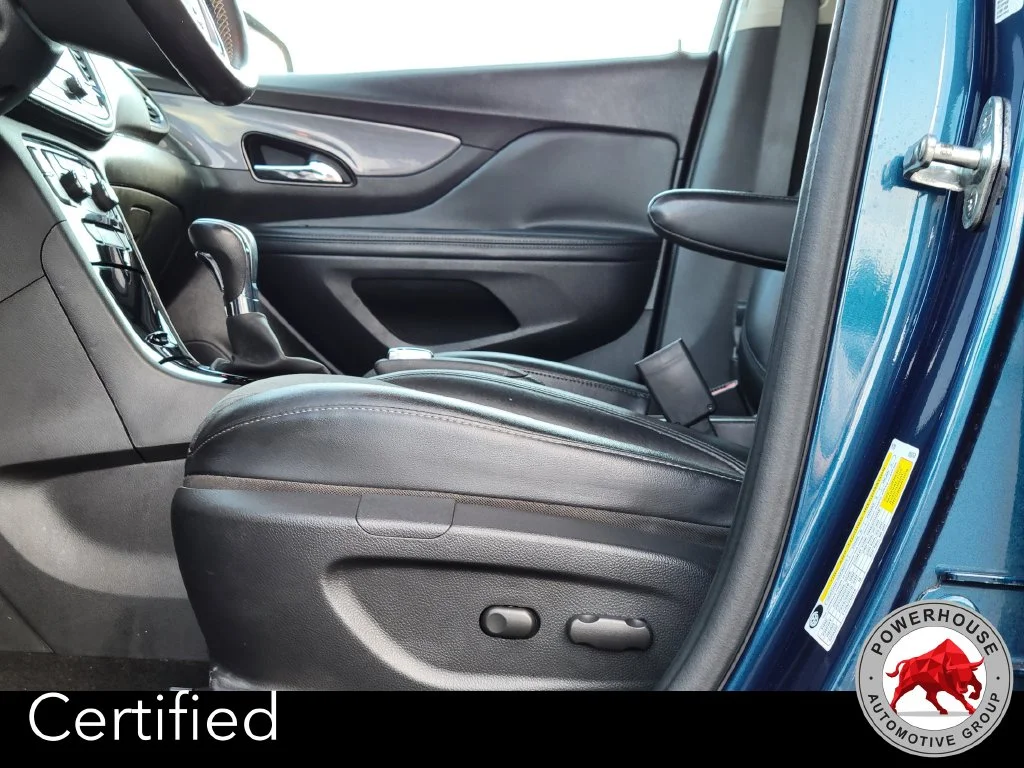 Used 2020 Blue Buick Preferred image 23