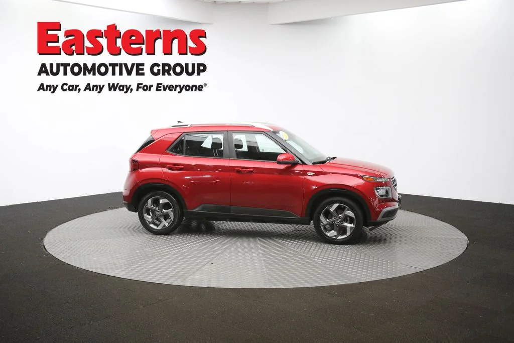 Used 2022 Red Hyundai SEL image 45
