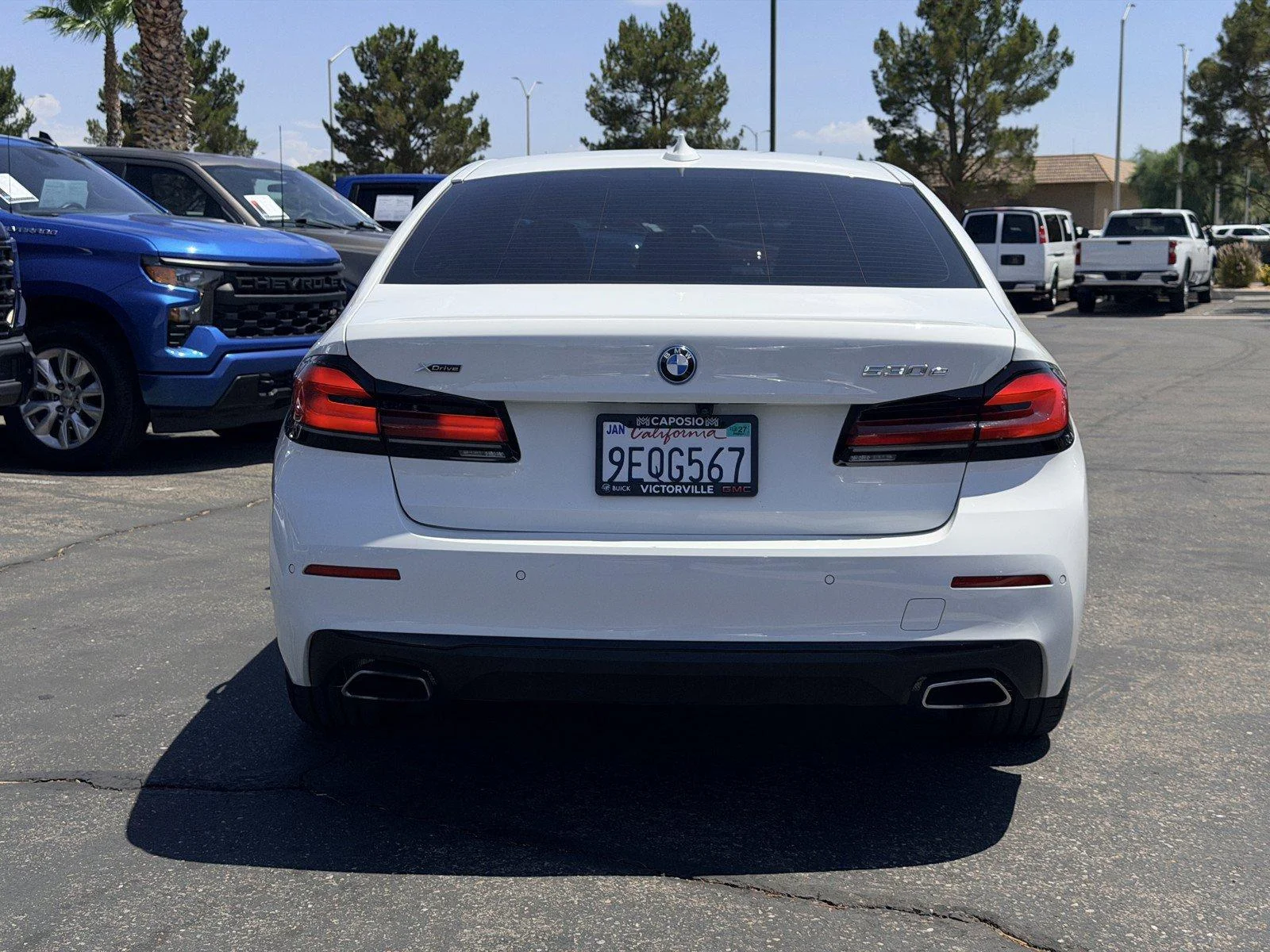 Used 2023 Alpine White BMW 530e xDrive image 5
