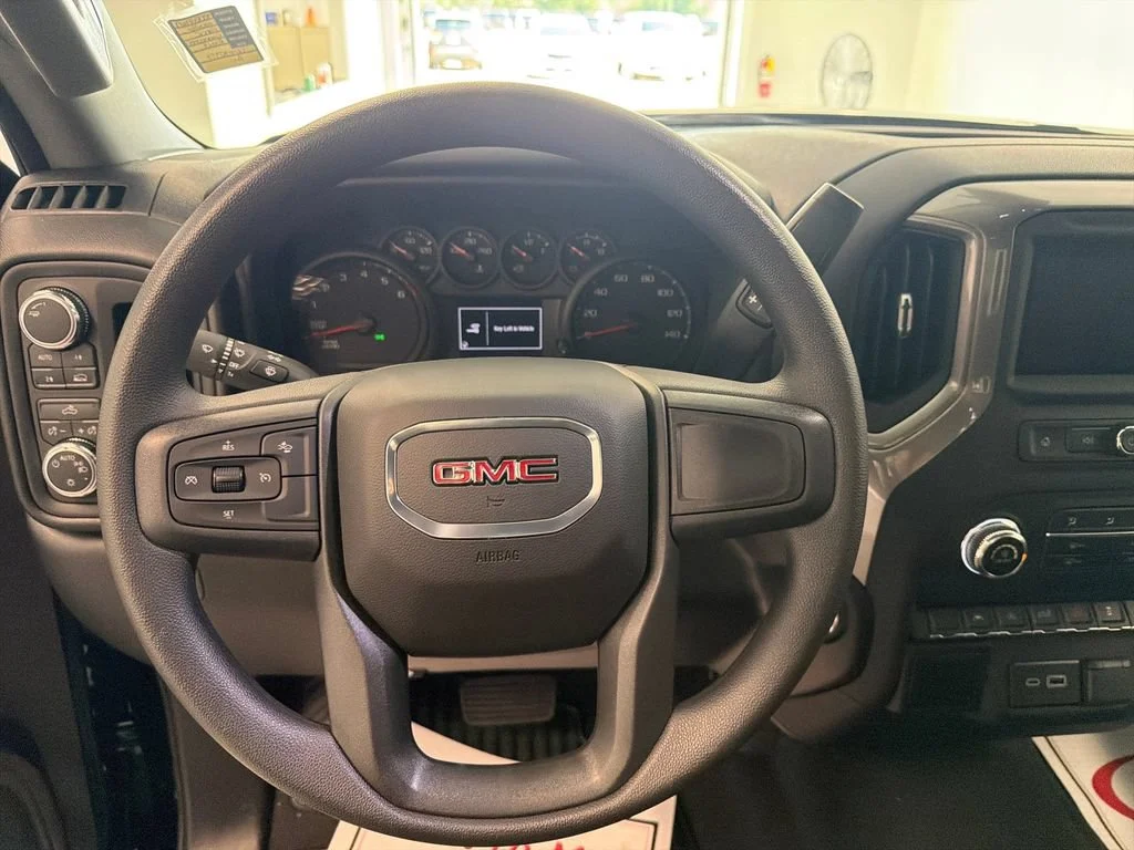 New 2026 Onyx Black GMC Pro image 15