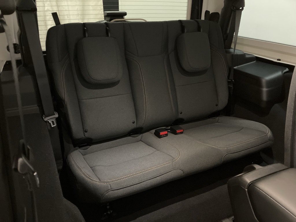 New 2026 Black Clear-Coat Exterior Paint Jeep Sport S image 9