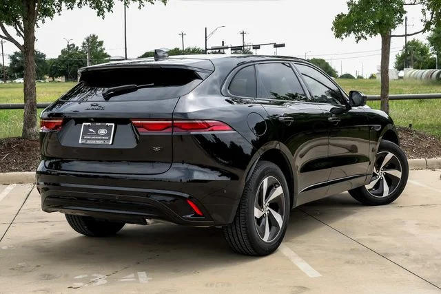 2026 Jaguar F-Pace R-Dynamic S - Photo 10