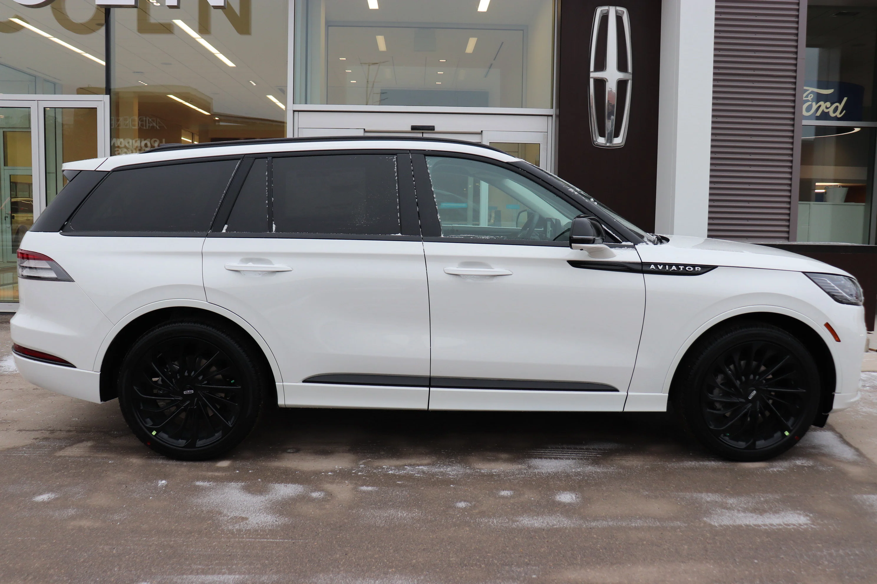 New 2026 PRISTINE WHITE MET 3C Lincoln Reserve image 3