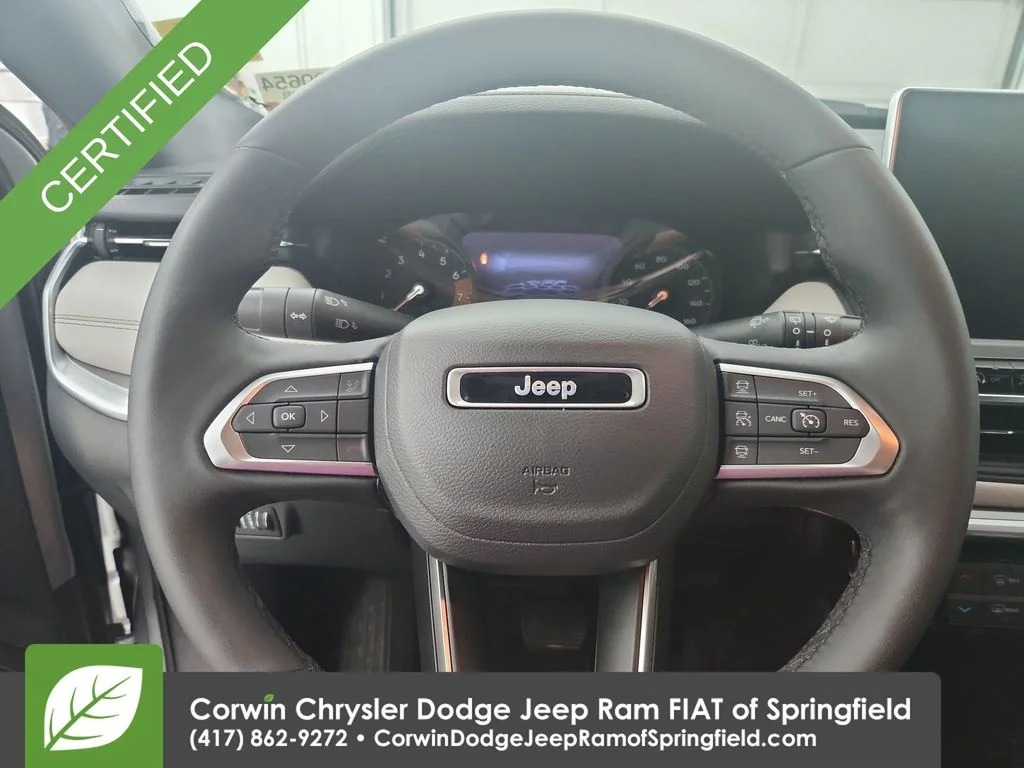 Certified Used 2025 Silver Jeep Limited image 21