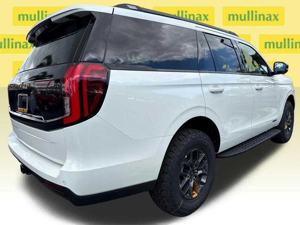 New 2026 White Ford Tremor image 16