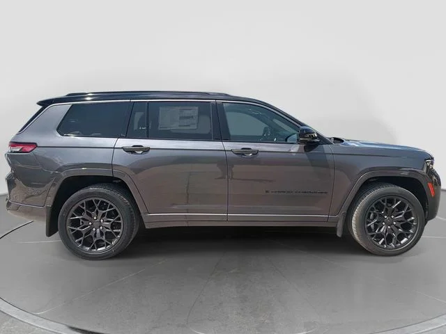 New 2026 Baltic Gray Metallic Clear-Coat Exterior Paint Jeep Summit image 2