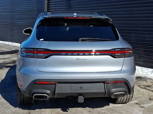 2025 Porsche Macan - Photo 6