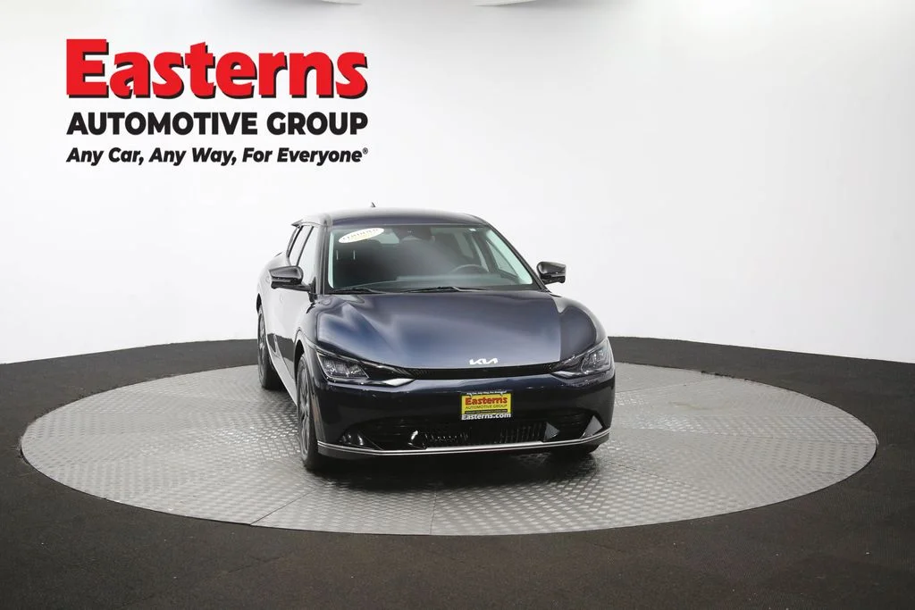 Used 2023 Blue Kia Wind image 54