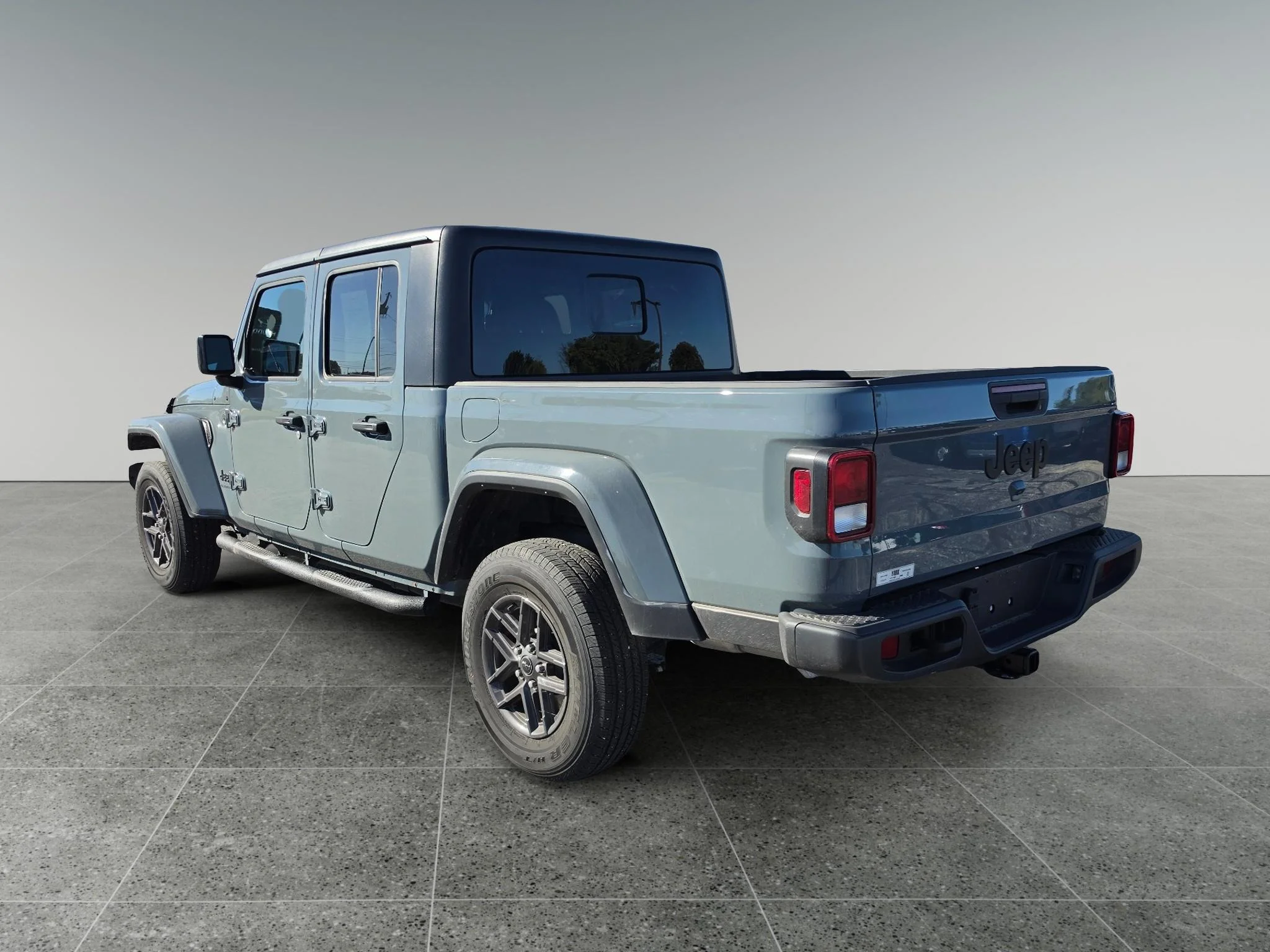 Used 2024 Anvil Clear Coat Jeep Sport S image 4