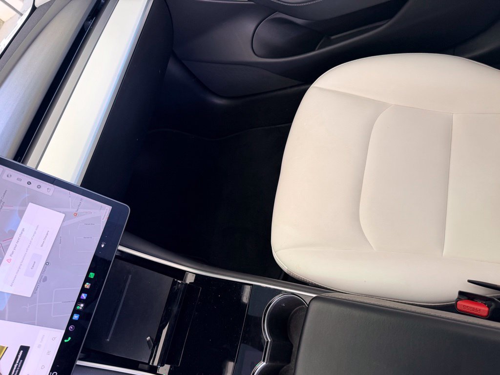 Used 2018 White Tesla Long Range image 23