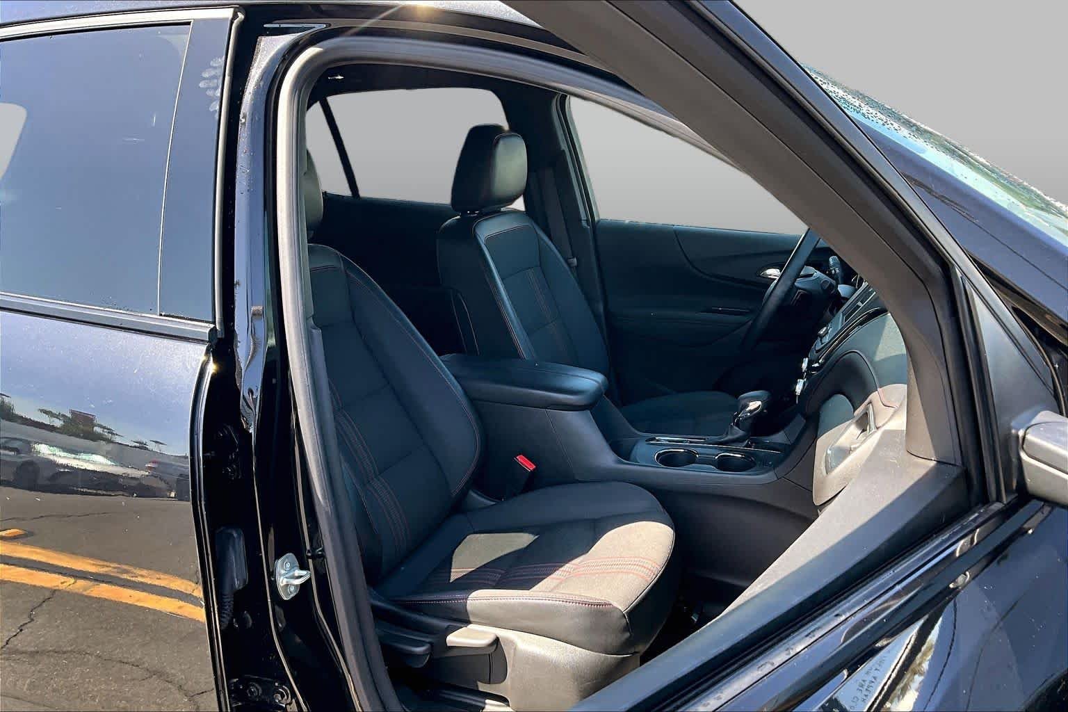 Used 2023 Mosaic Black Metallic Chevrolet RS image 8
