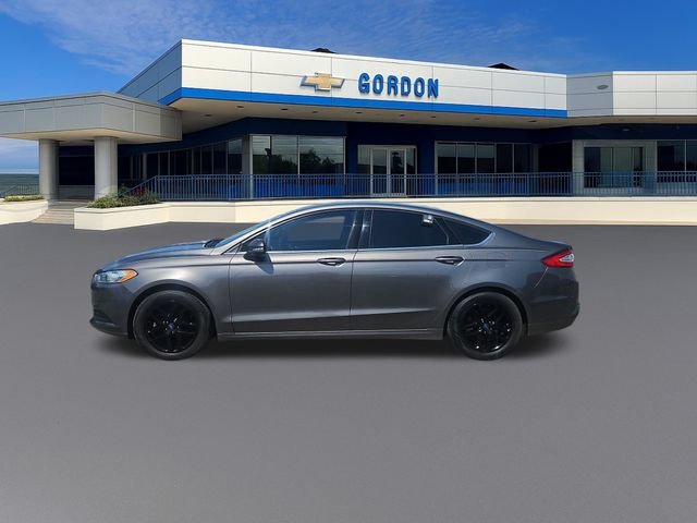 Used 2014 Gray Ford SE image 2