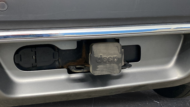 Used 2019 Sting-Gray Clearcoat Jeep Limited image 43